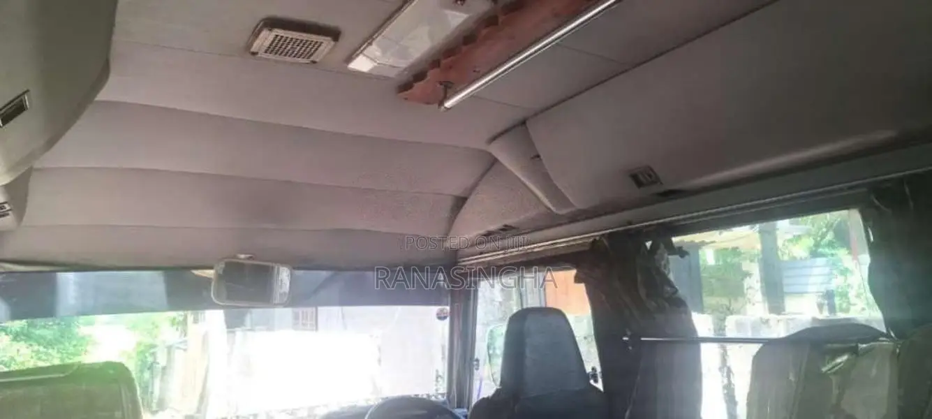 Isuzu Journey L 1992 Bus (Used)