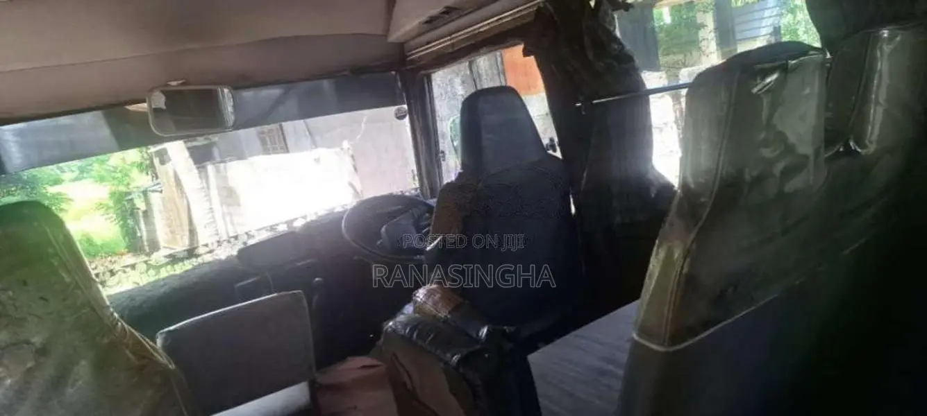Isuzu Journey L 1992 Bus (Used)