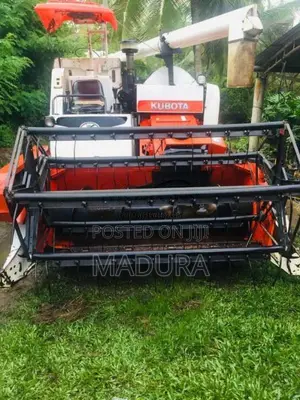 Kubota DC 68G Harvester 2015 Heavy-Duty (Used)