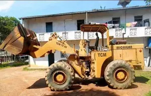 Komatsu TCM 75 Japan Wheel Loader 1989 Heavy-Duty (Used)