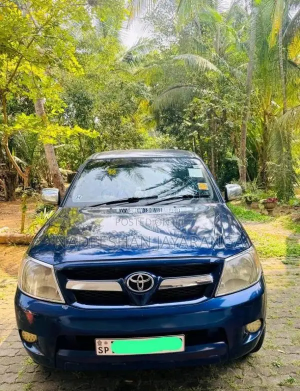 Toyota Hilux 2007 Pickup (Used)