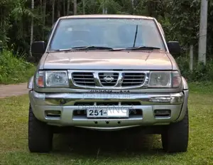 Nissan D22 4WD 1998 Pickup (Used)