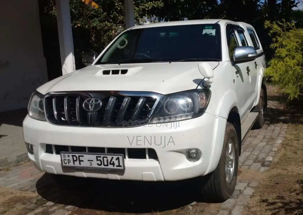 Toyota Hilux 2009 Pickup (Used)