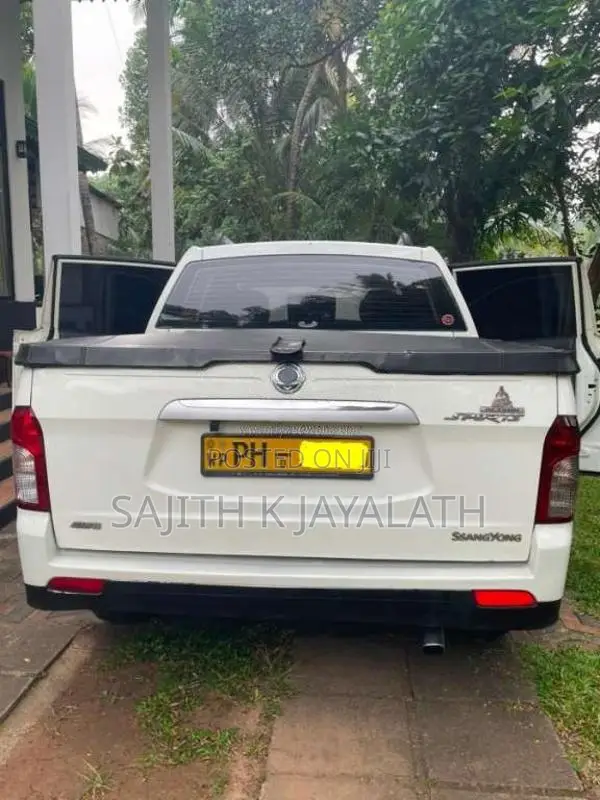 Micro SsangYong Actyon Sports 200 XDI 2015 Pickup (Used)