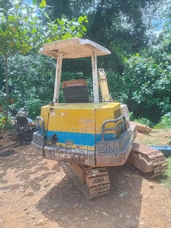 Yanmar B37 2017 Heavy-Duty (Used)