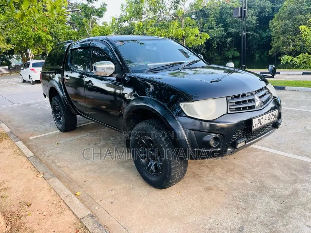 Mitsubishi L200 2011 Pickup (Used)