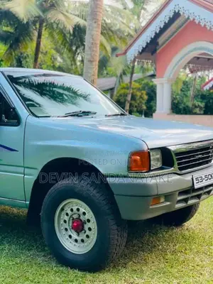 Isuzu TFS54 1992 Pickup (Used)