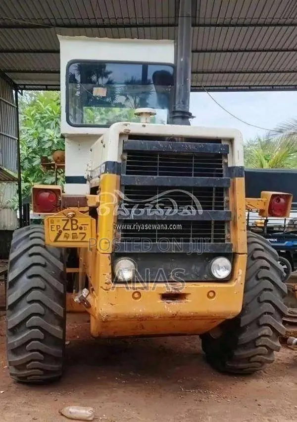 Komatsu 5- 2015 Heavy-Duty (Used)