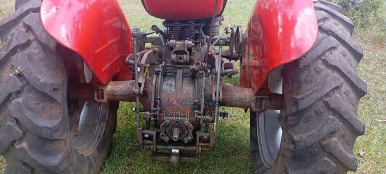 Massey-Ferguson 240 1998 Tractor (Used)
