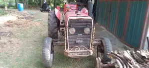 Massey-Ferguson 240 1999 Tractor (Used)