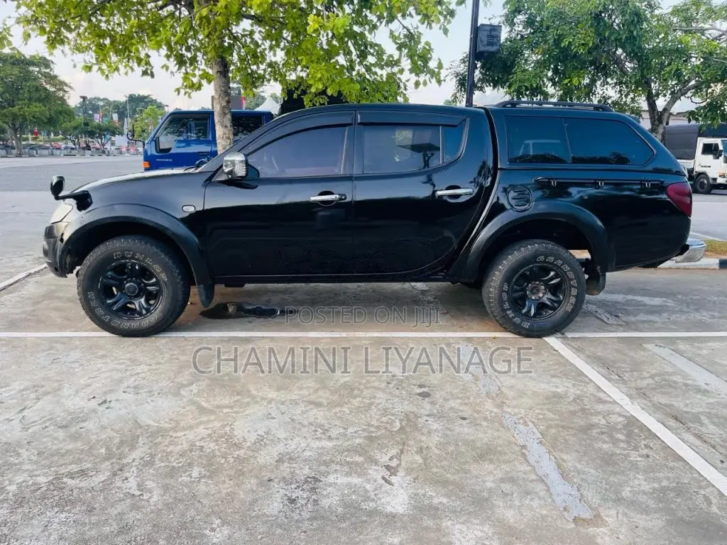 Mitsubishi L200 2011 Pickup (Used)