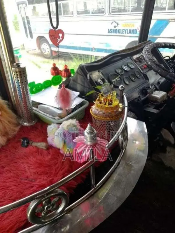 Ashok-Leyland Viking 2006 Bus (Used)
