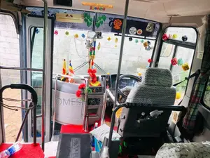 HINO Lassie 2006 Bus (Used)