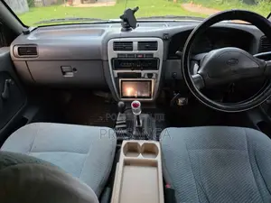 Nissan D22 4WD 1998 Pickup (Used)