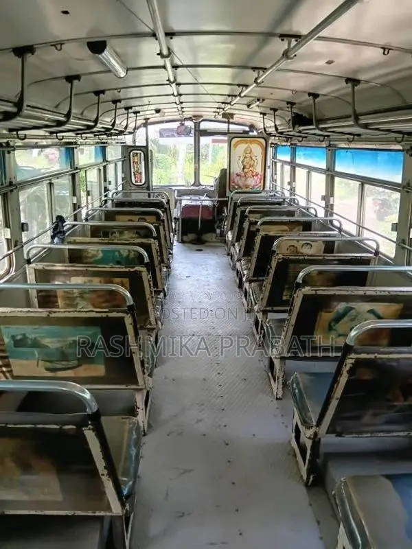 Ashok-Leyland Roobi 2002 Bus (Used)
