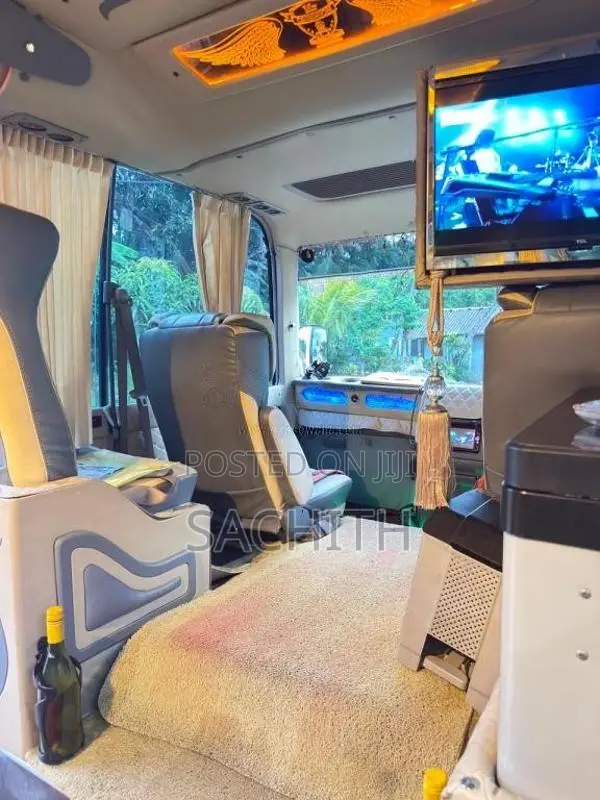 Nissan Civilian 2006 Bus (Used)