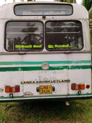 Ashok-Leyland Viking 2006 Bus (Used)