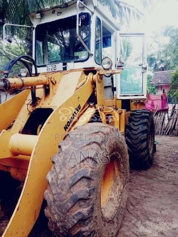 Komatsu 5- 2015 Heavy-Duty (Used)
