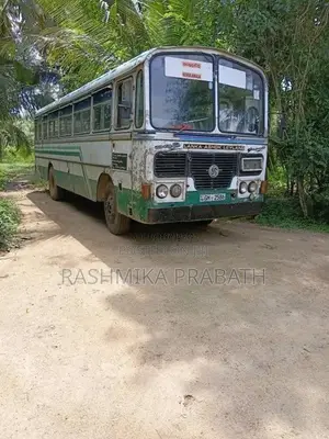 Ashok-Leyland Roobi 2002 Bus (Used)