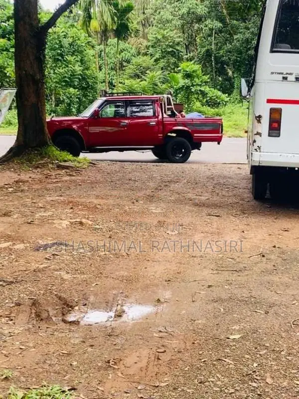 Nissan D720 1984 Pickup (Used)
