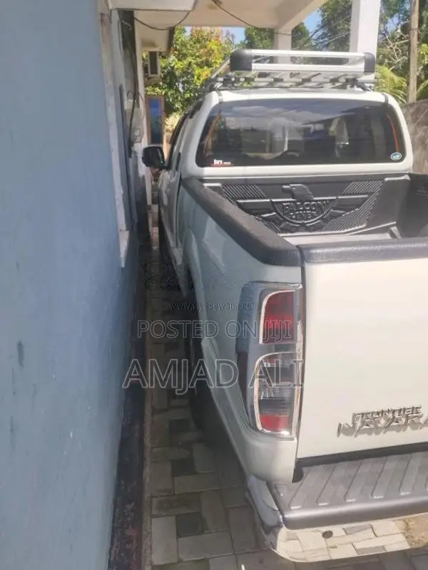 Nissan Navara 2010 Pickup (Used)