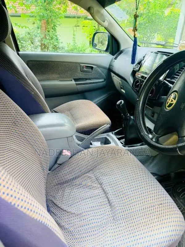 Toyota Hilux 2007 Pickup (Used)