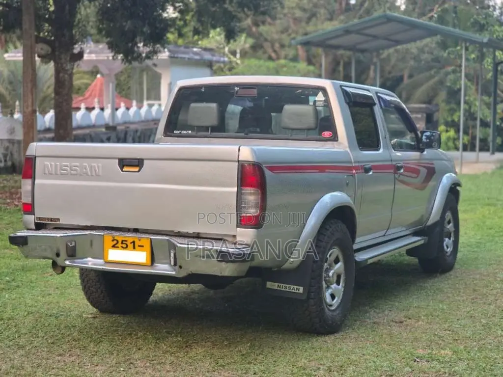 Nissan D22 4WD 1998 Pickup (Used)