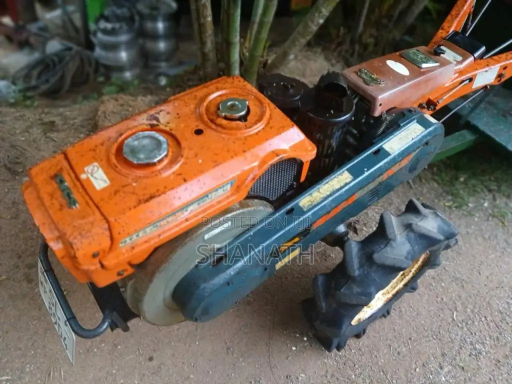 Kubota K7 2009 Tractor (Used)