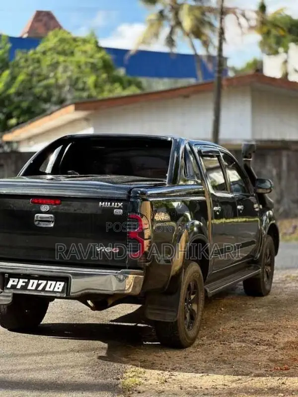 Toyota Hilux 2007 Pickup (Used)
