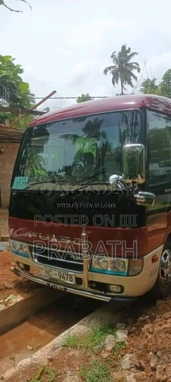 Mitsubishi Fuso 2009 Bus (Used)