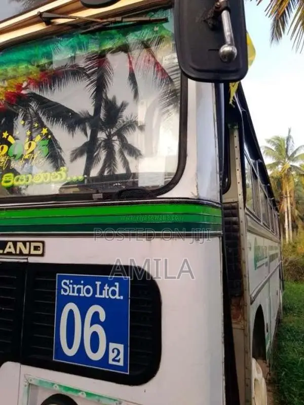 Ashok-Leyland Viking 2006 Bus (Used)