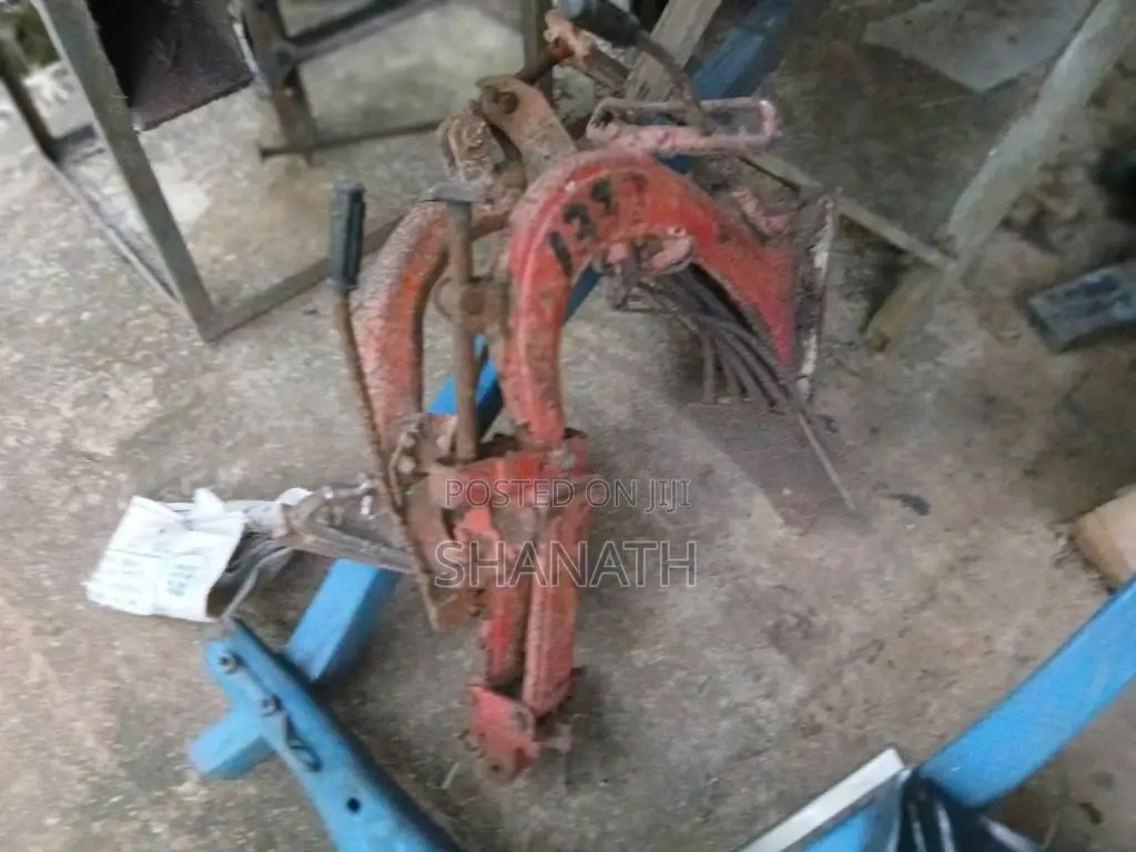 Kubota K7 2009 Tractor (Used)