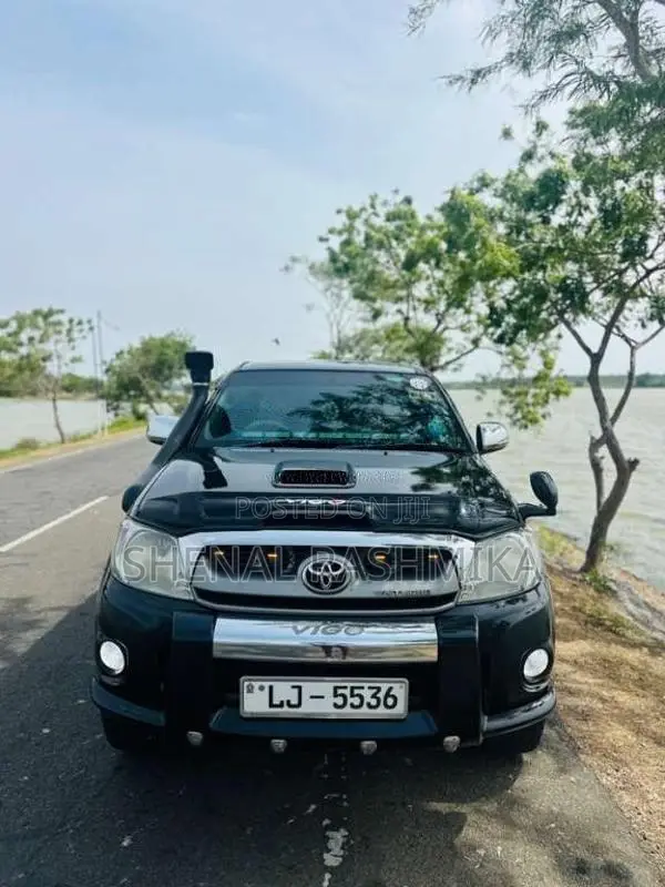 Toyota Hilux 2009 Pickup (Used)