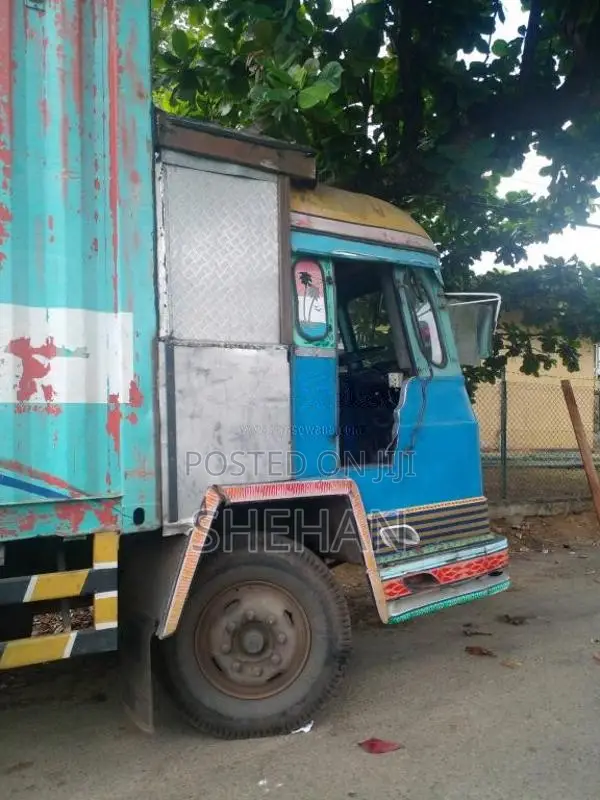 Ashok-Leyland Leyland 1985 Heavy-Duty (Used)