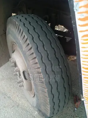 Ashok-Leyland Leyland 1985 Heavy-Duty (Used)