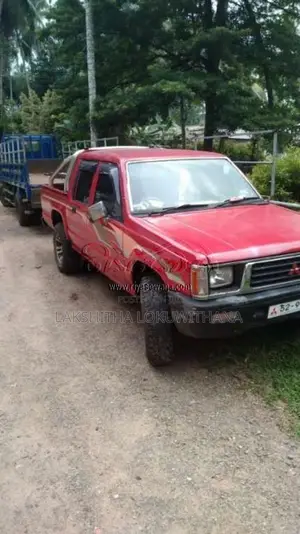 Mitsubishi L200 1992 Pickup (Used)