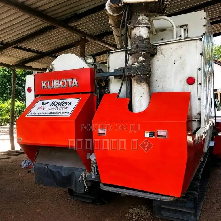 Kubota DC 70G Plus 2022 Tractor (Used)