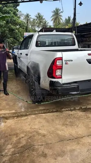 Toyota Hilux GR Sport 2024 Pickup (Used)