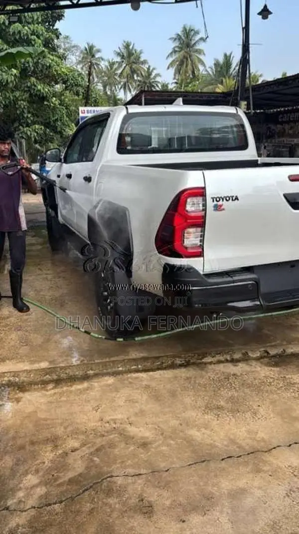 Toyota Hilux GR Sport 2024 Pickup (Used)