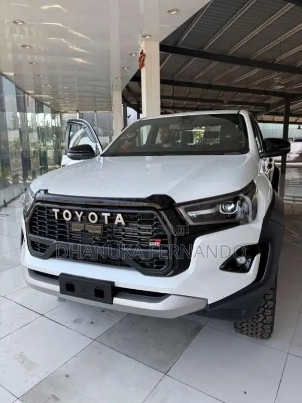 Toyota Hilux GR Sport 2024 Pickup (Used)