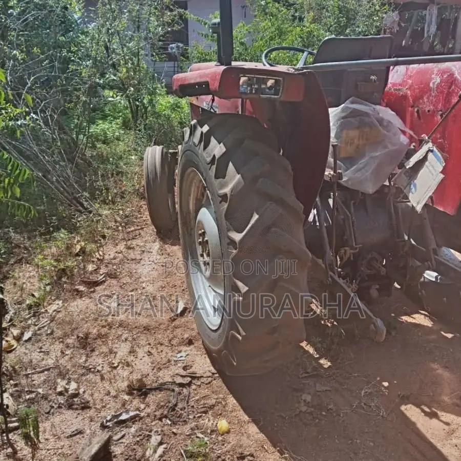Massey-Ferguson 240 2016 Tractor (Used)