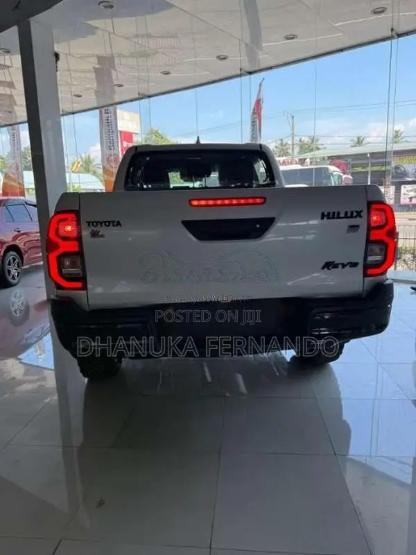 Toyota Hilux GR Sport 2024 Pickup (Used)