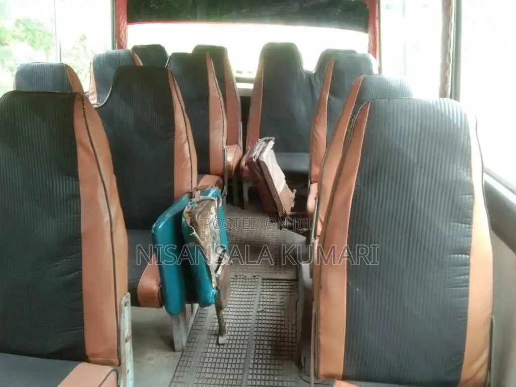 Mitsubishi Rosa 1984 Bus (Used)