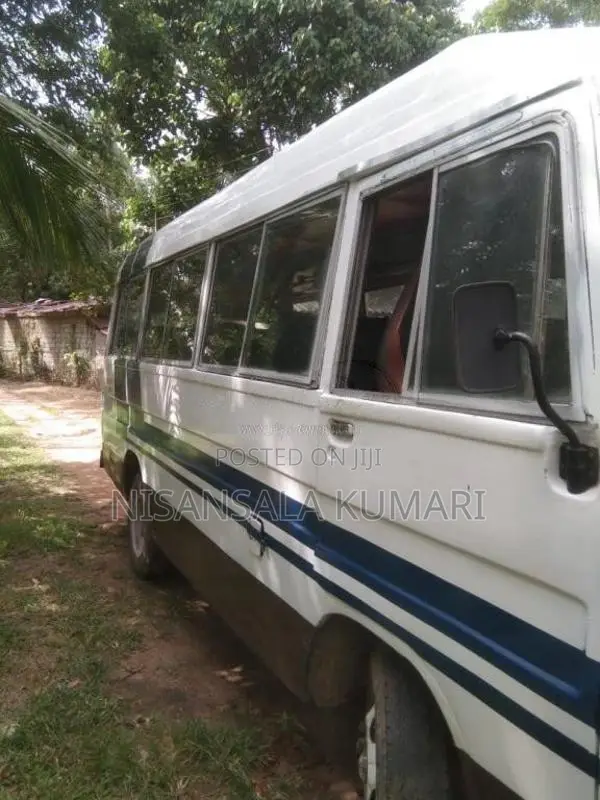 Mitsubishi Rosa 1984 Bus (Used)