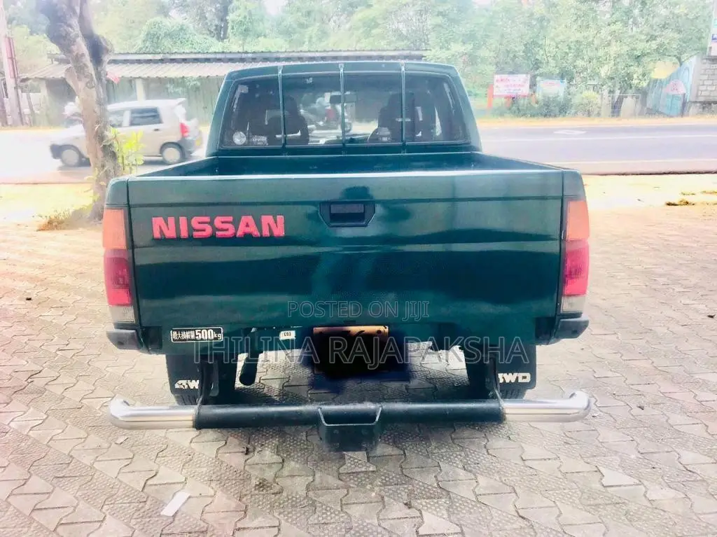 Nissan DCAB 1995 Pickup (Used)