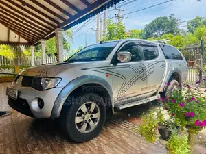 Mitsubishi L200 Uk Version 2007 Pickup (Used)