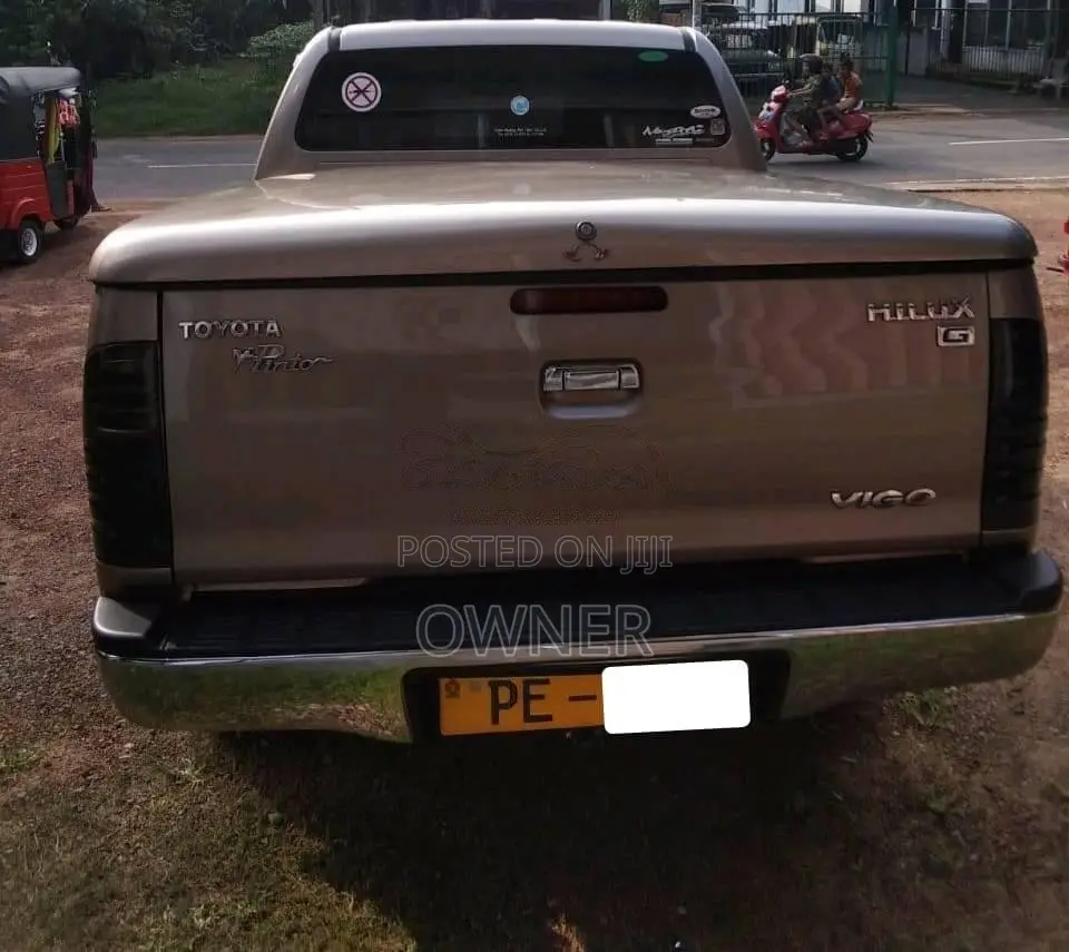 Toyota Hilux Vigo G Grade 2008 Pickup (Used)