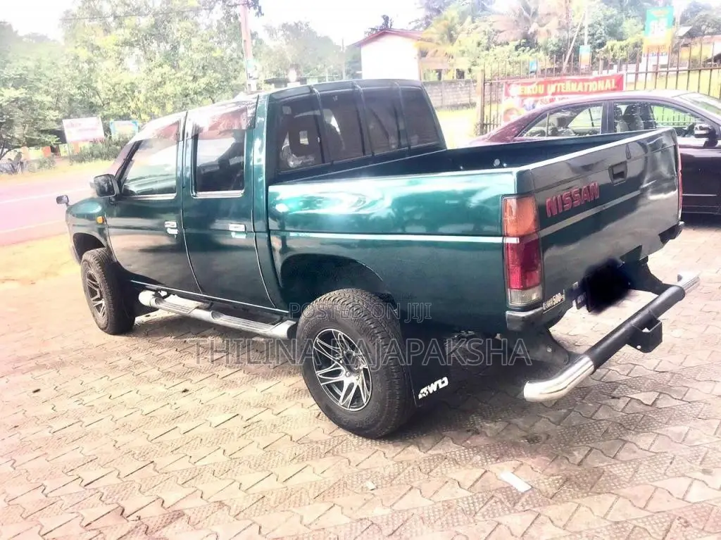 Nissan DCAB 1995 Pickup (Used)