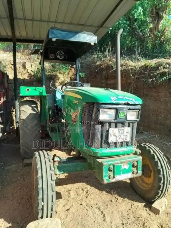 John-Deere 5310 2012 Tractor (Used)