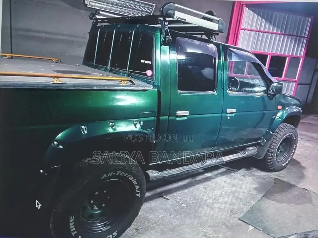 Nissan D21 1993 Pickup (Used)